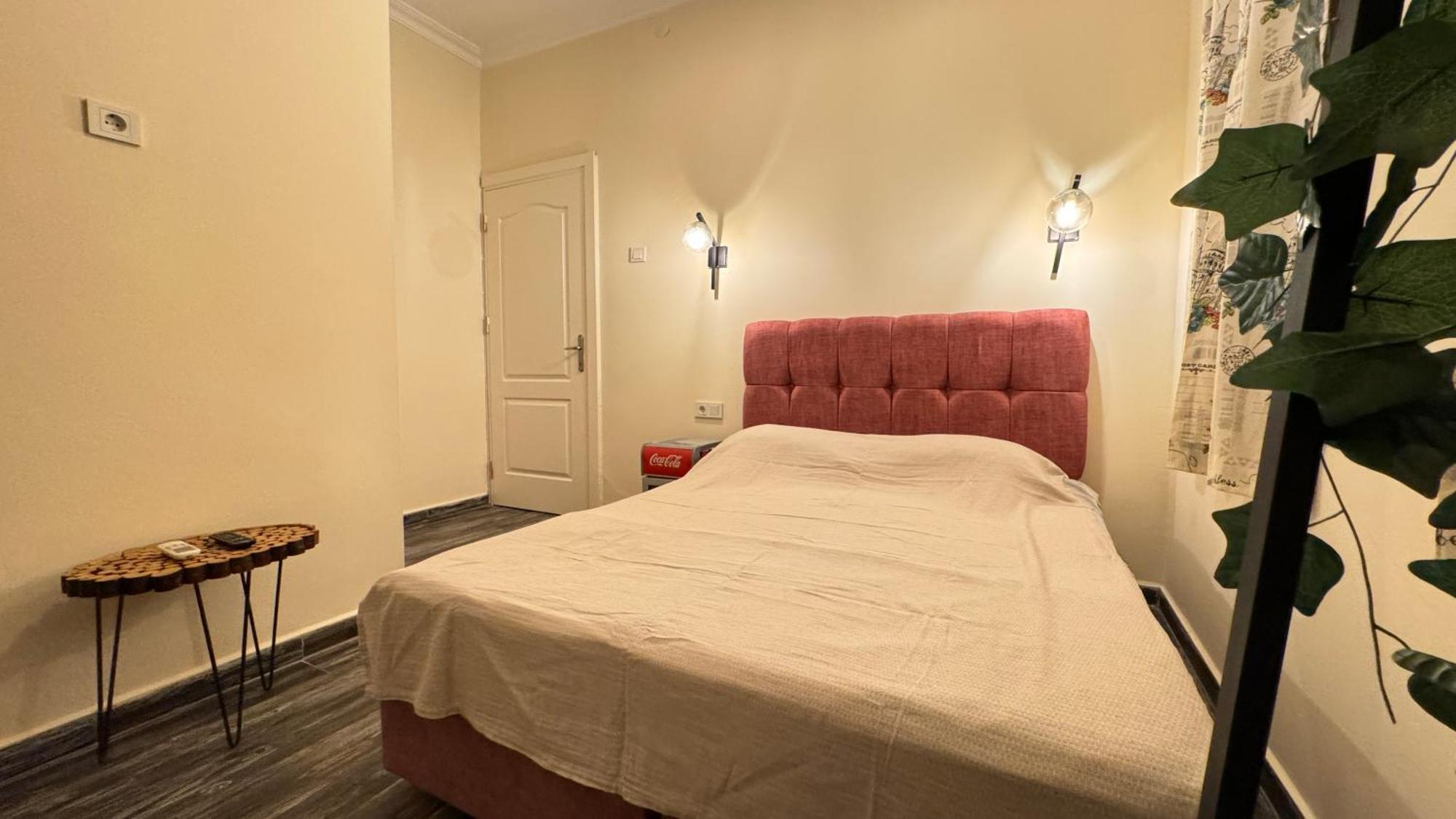 Callisto Pub & Kitchen & Otel
